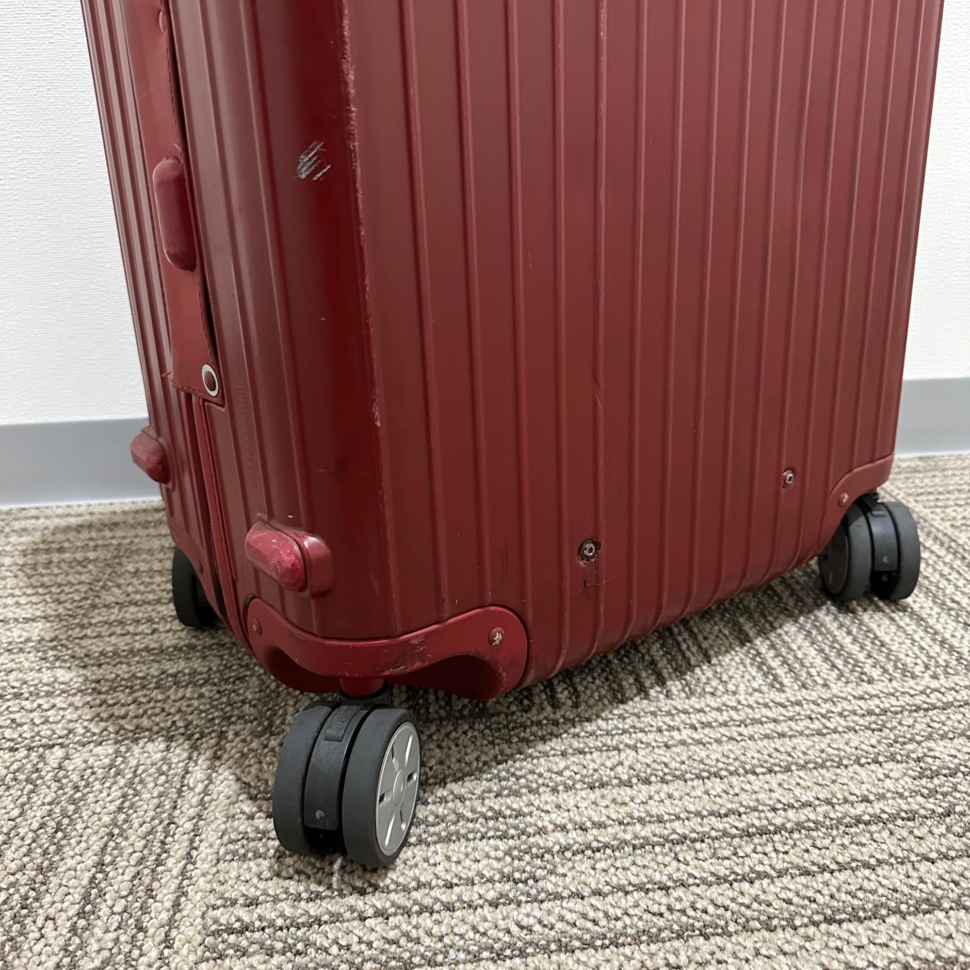 【ジャンク】リモワ　サルサ　875.63　ジャンク商品　61リットル