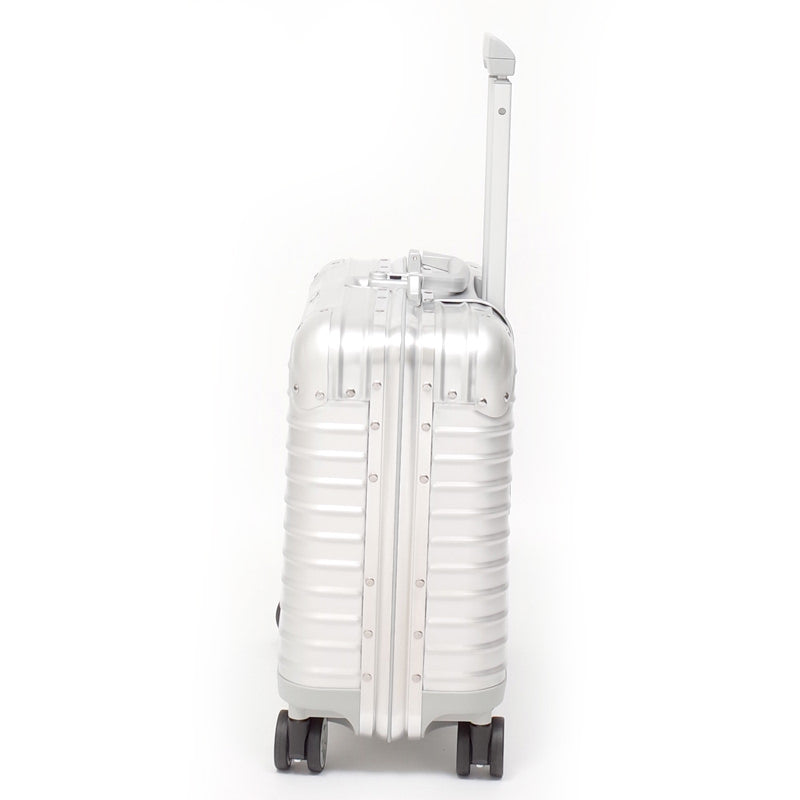 リモワ トパーズ　923.40.00.4　アウトレット商品　26リットル　4輪