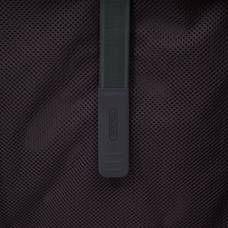 ルフトハンザ　リモワ　エレガンス　1732956　49リットル　在庫商品　4輪