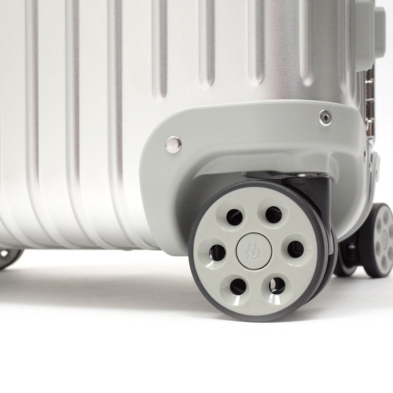 オリジナル ルフトハンザエディション Check-In M シルバー 60L　在庫商品