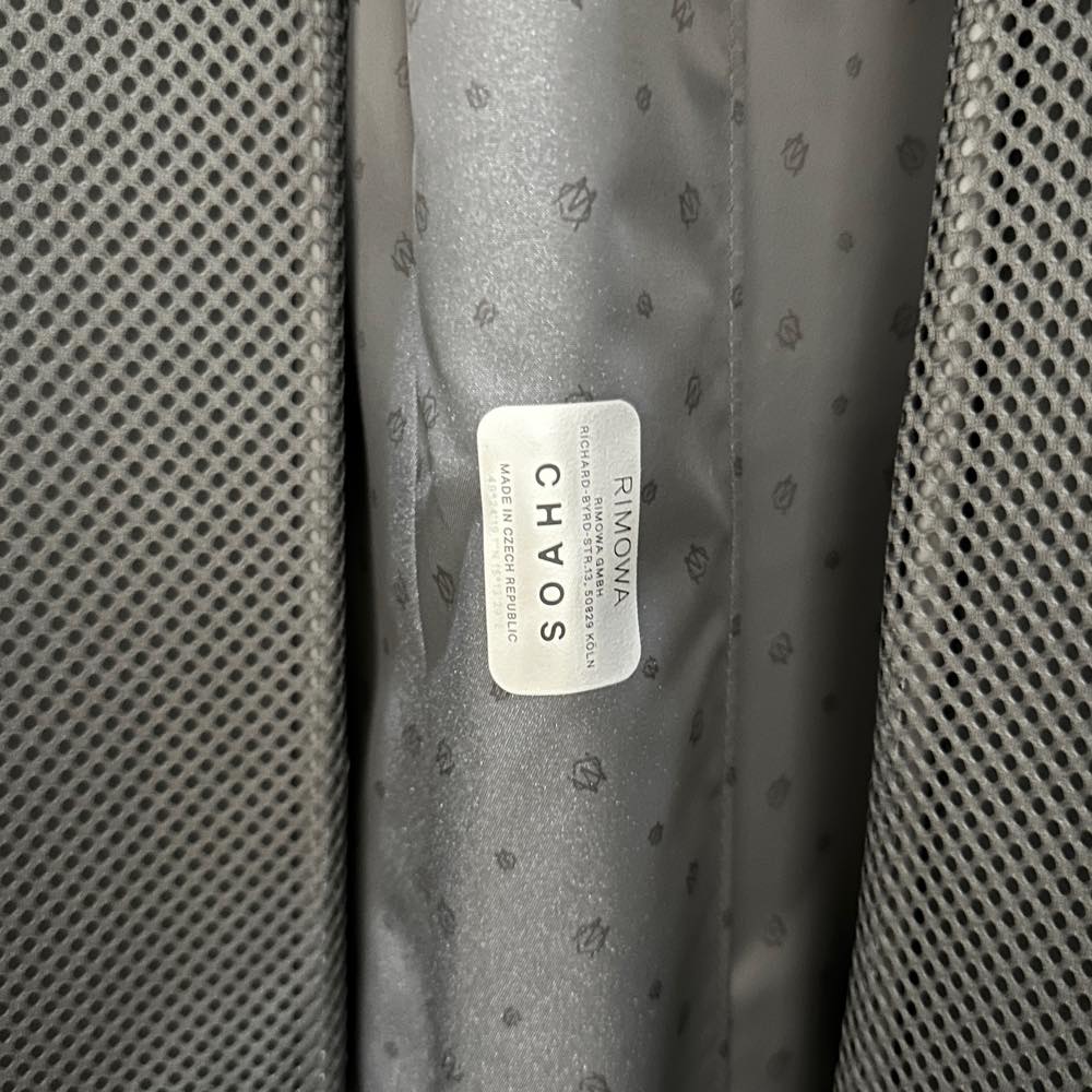 リモワ × カオス 限定コラボ 832.90.03.9  エッセンシャル キャビン ブラック×オリーブ 36L