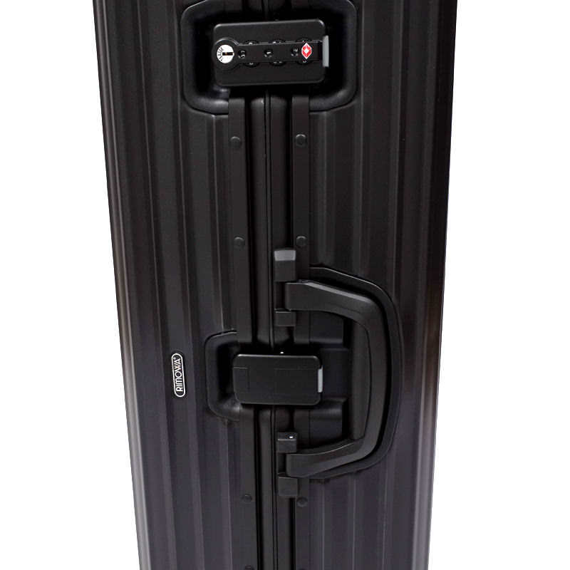 リモワ　トパーズ ステルス　在庫商品　923.73.01.4　85リットル　4輪