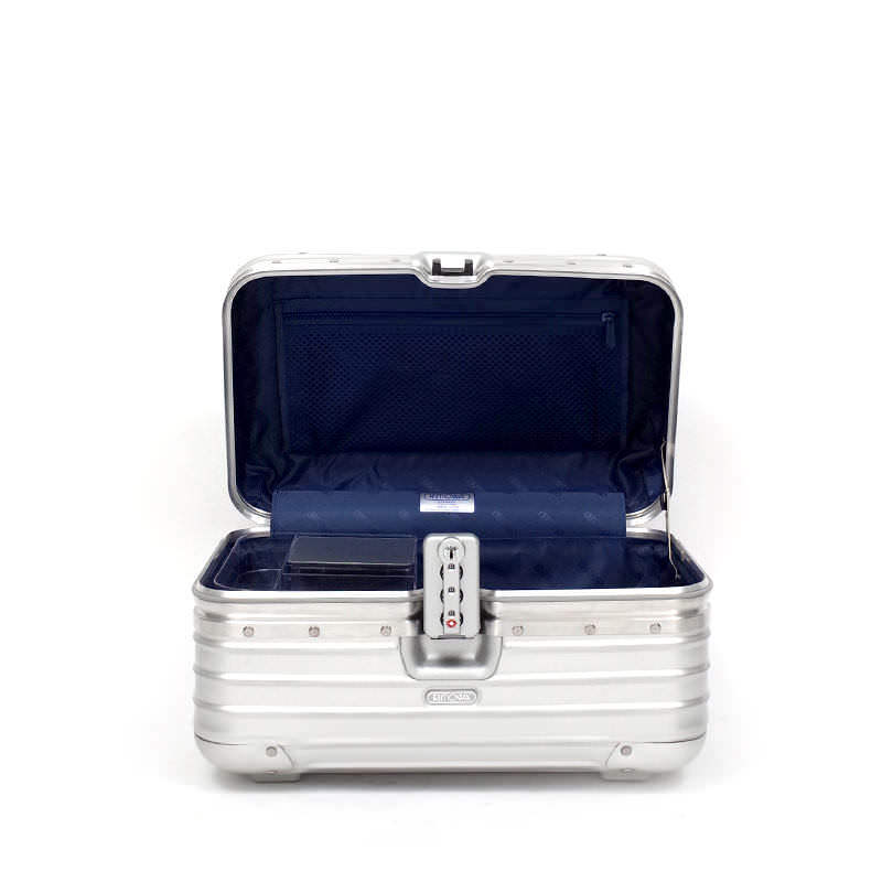 リモワ　トパーズ　923.38.00.0　在庫商品　11リットル