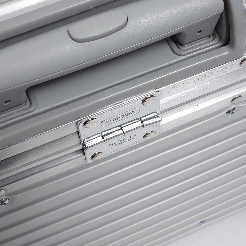 リモワ パイロット 923.50.00.4 アウトレット商品 34リットル 4輪
