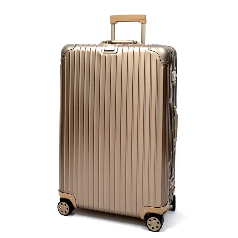 リモワ トパーズ チタニウム 在庫商品 924.70.03.4 82リットル 4輪