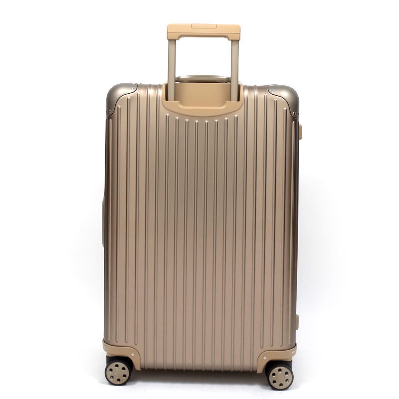 リモワ　トパーズ チタニウム　在庫商品　924.70.03.4　82リットル　4輪