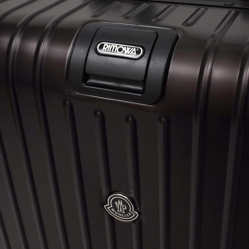 リモワ×モンクレール限定 在庫商品 45リットル 4輪 – リモワ(RIMOWA