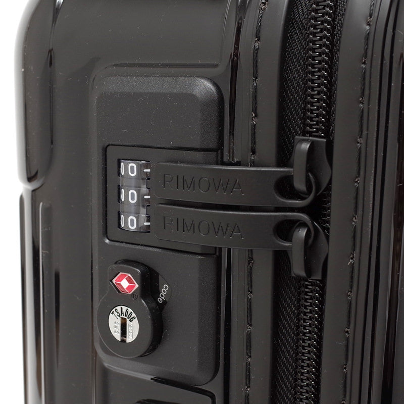 リモワ エッセンシャル 832.53.62.4 キャビン 36L 在庫商品ブラック