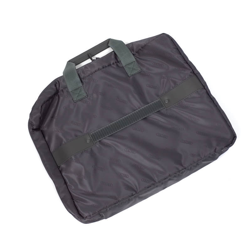 リモワ　リンボ　881.40.50.4　27リットル　在庫商品　4輪