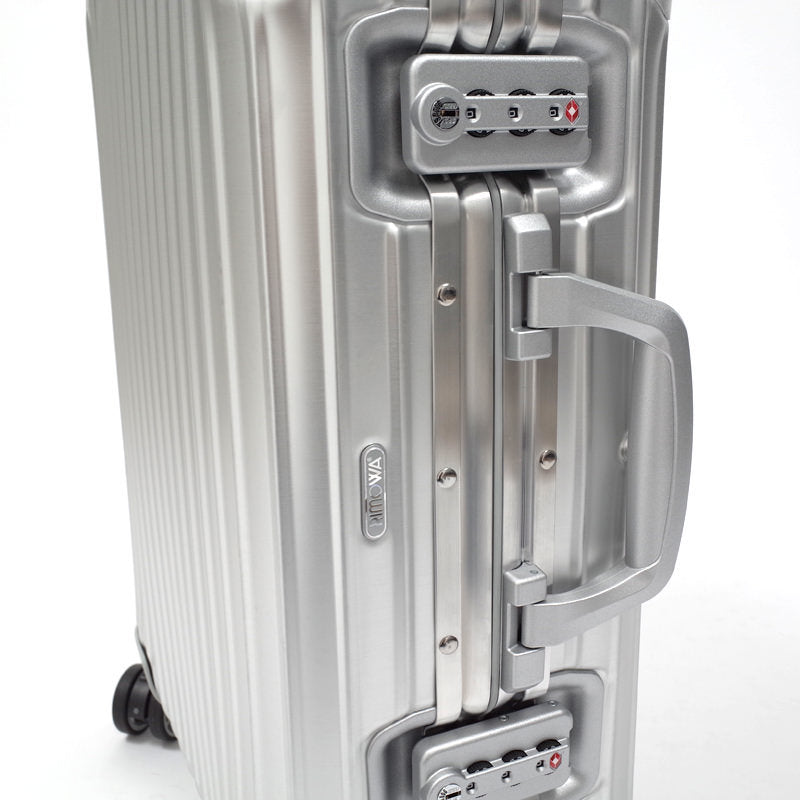 リモワ　トパーズ　923.52.00.4　在庫商品　32リットル　4輪