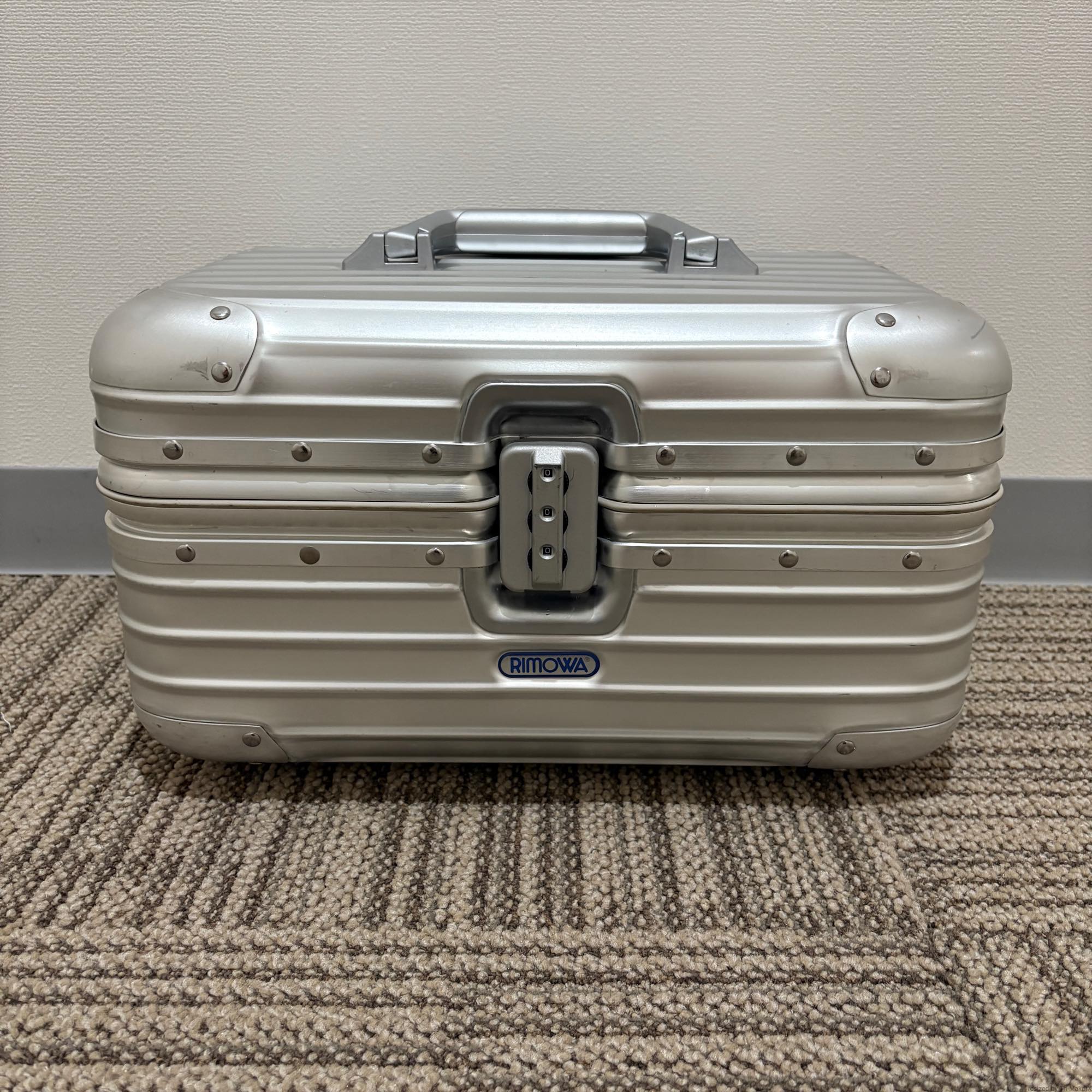 リモワ 928.38『トパーズ』ビューティケース 17L（コンビ1422） リモワ トパーズ ビューティーケース 中古商品 928.38 17リットル