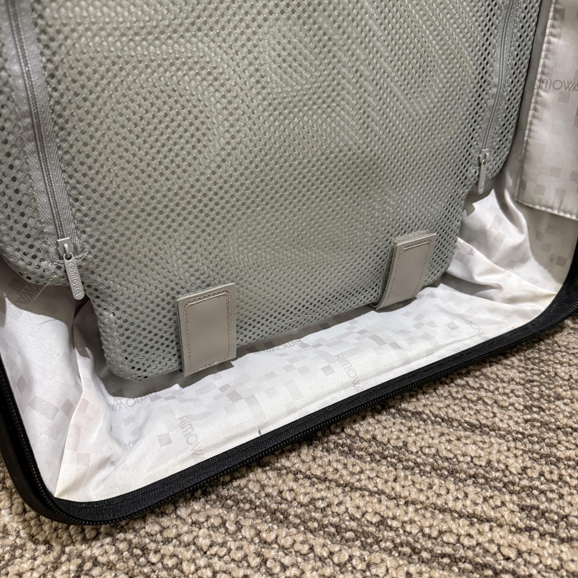 リモワ　サルサ　810.52-10 　中古美品　33リットル　2輪