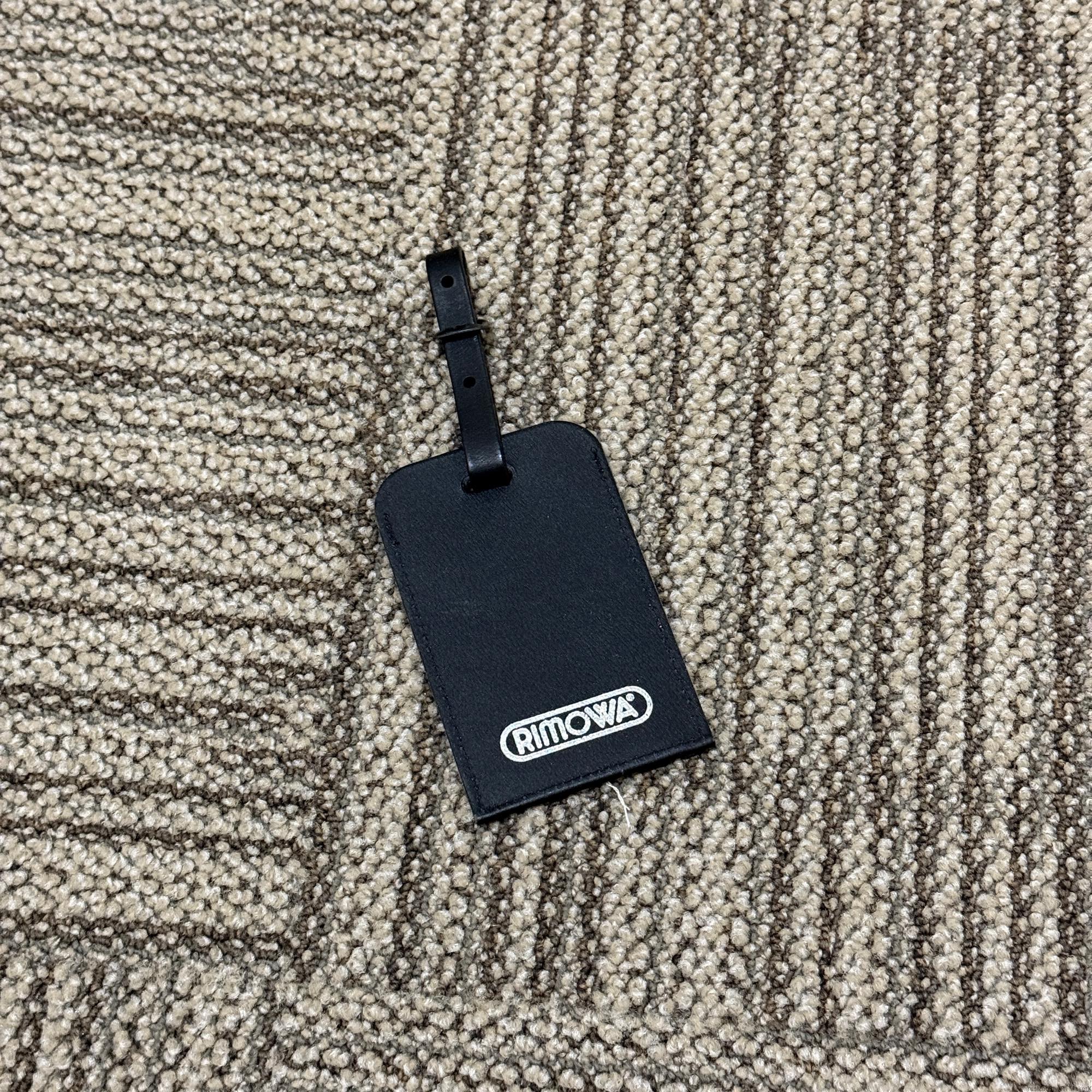 リモワ　サルサ　810.52-10 　中古美品　33リットル　2輪