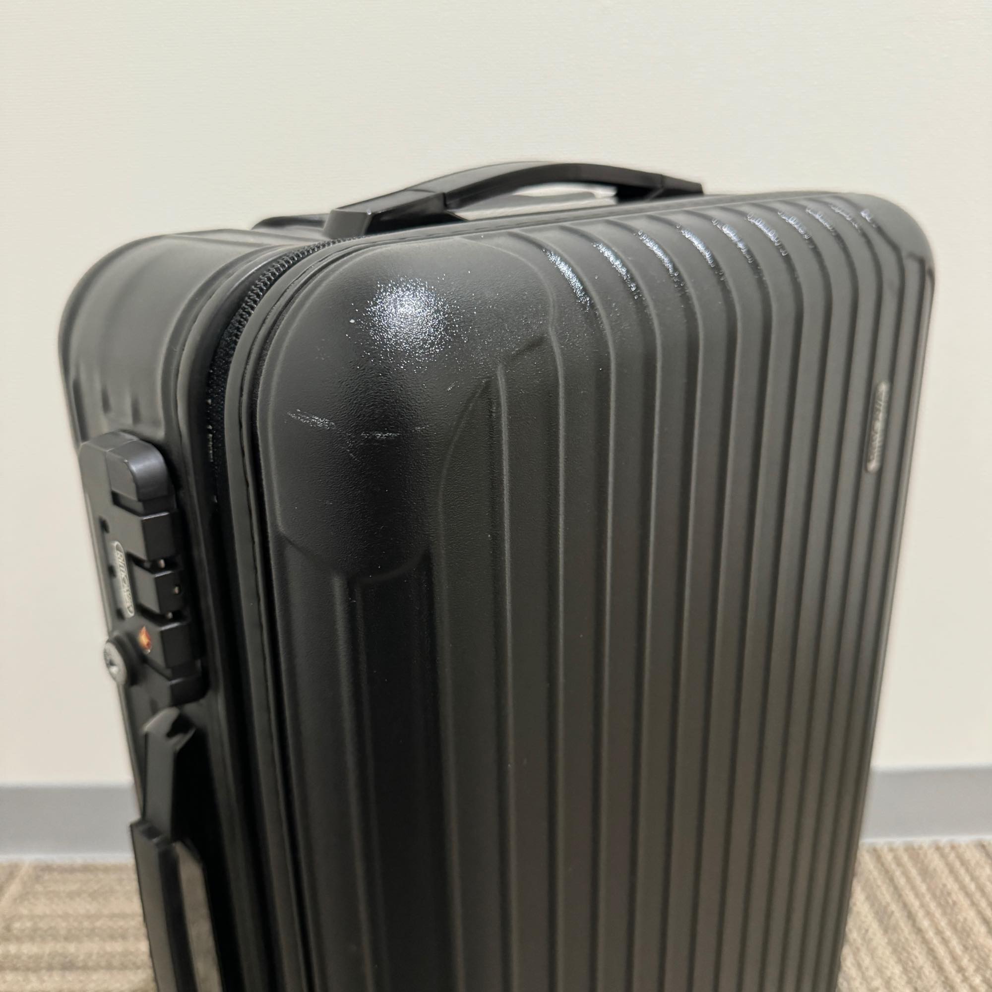 リモワ　サルサ　851.52-15　32リットル　中古美品　2輪