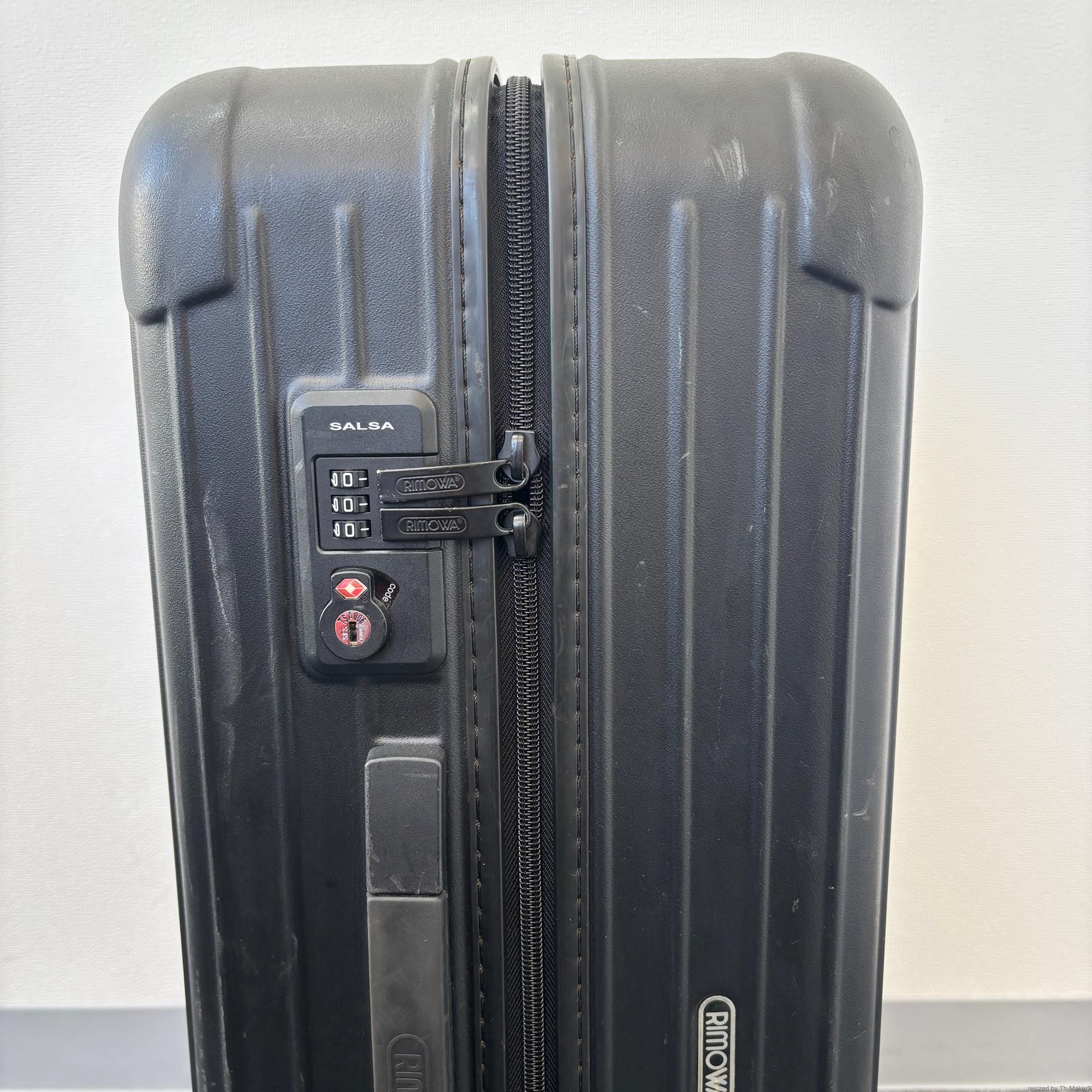 リモワ　サルサ(エッセンシャル)　810.63-2　中古商品　58リットル　4輪