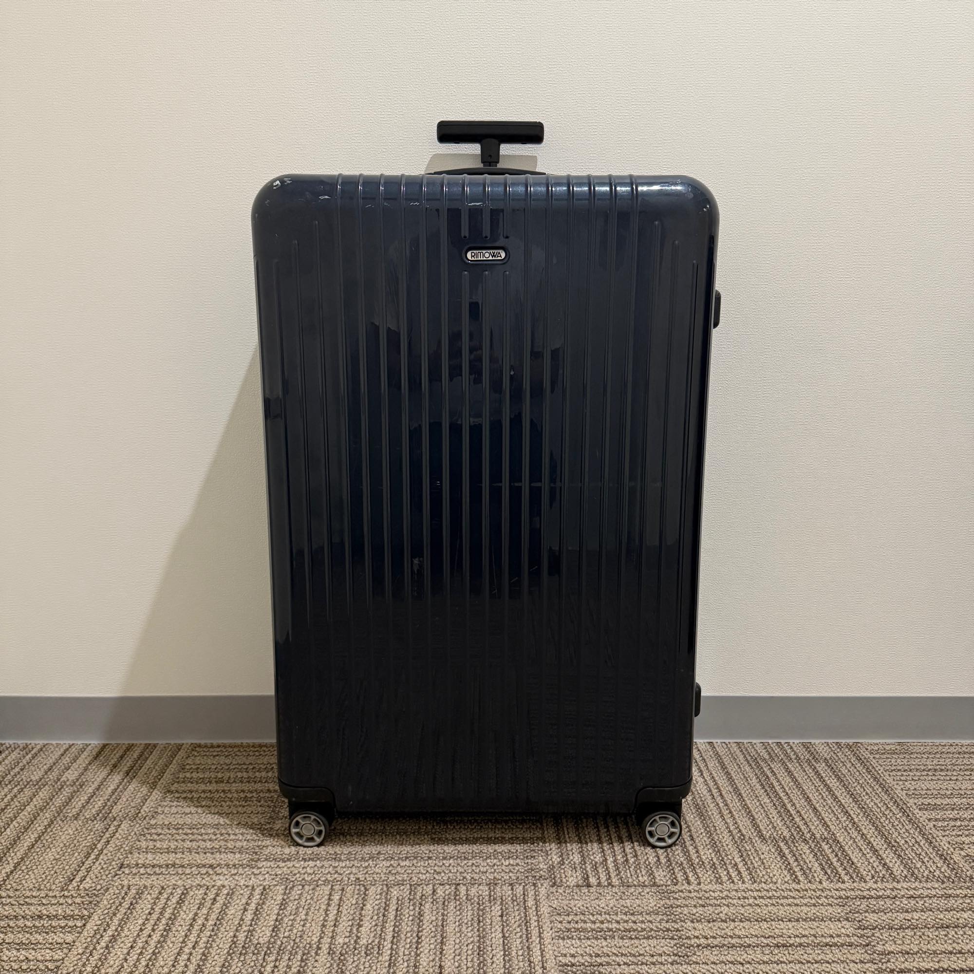リモワ　サルサ エアー　820.77-2　105リットル　中古商品　4輪