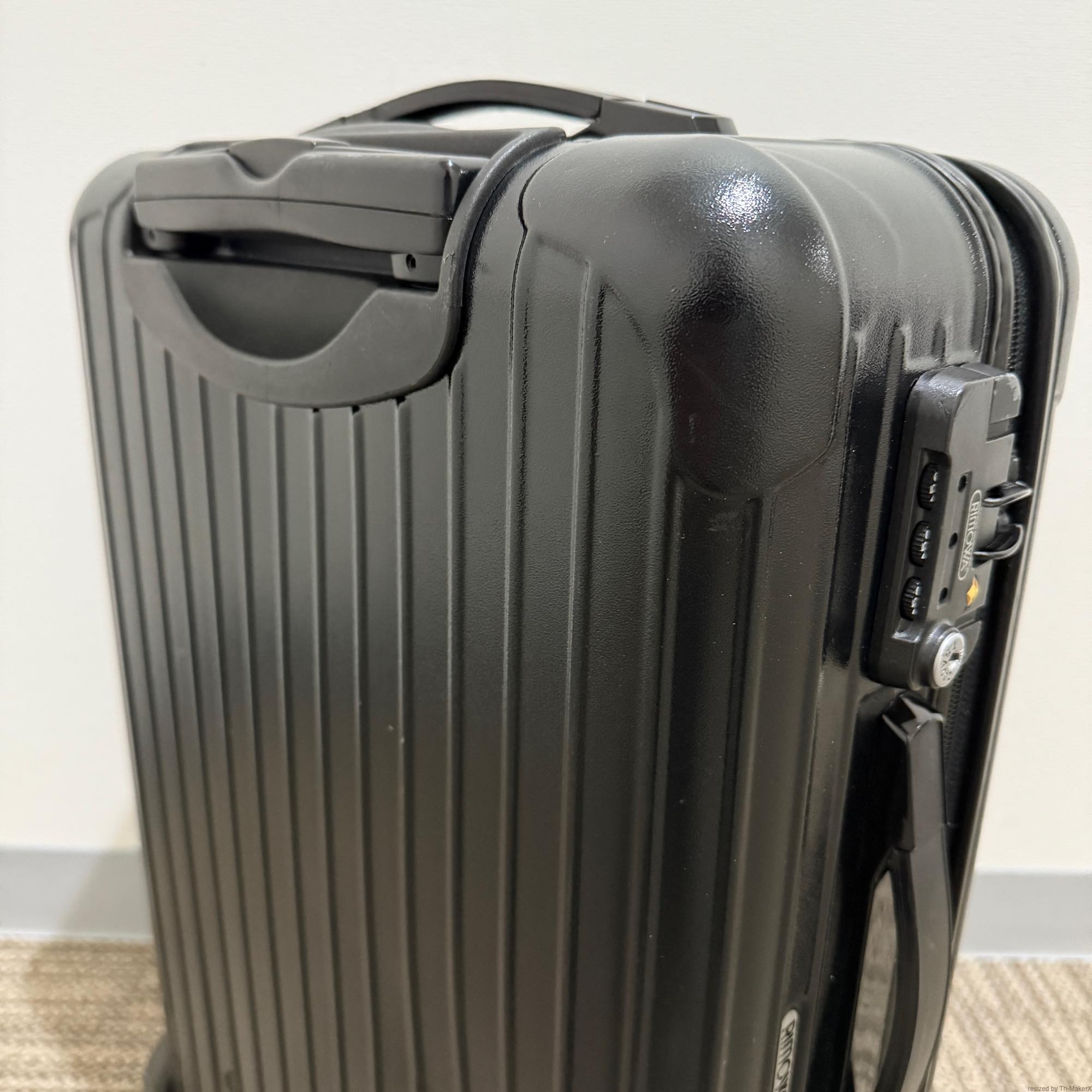 リモワ　ボレロ　中古美品　861.52-2　37リットル　2輪