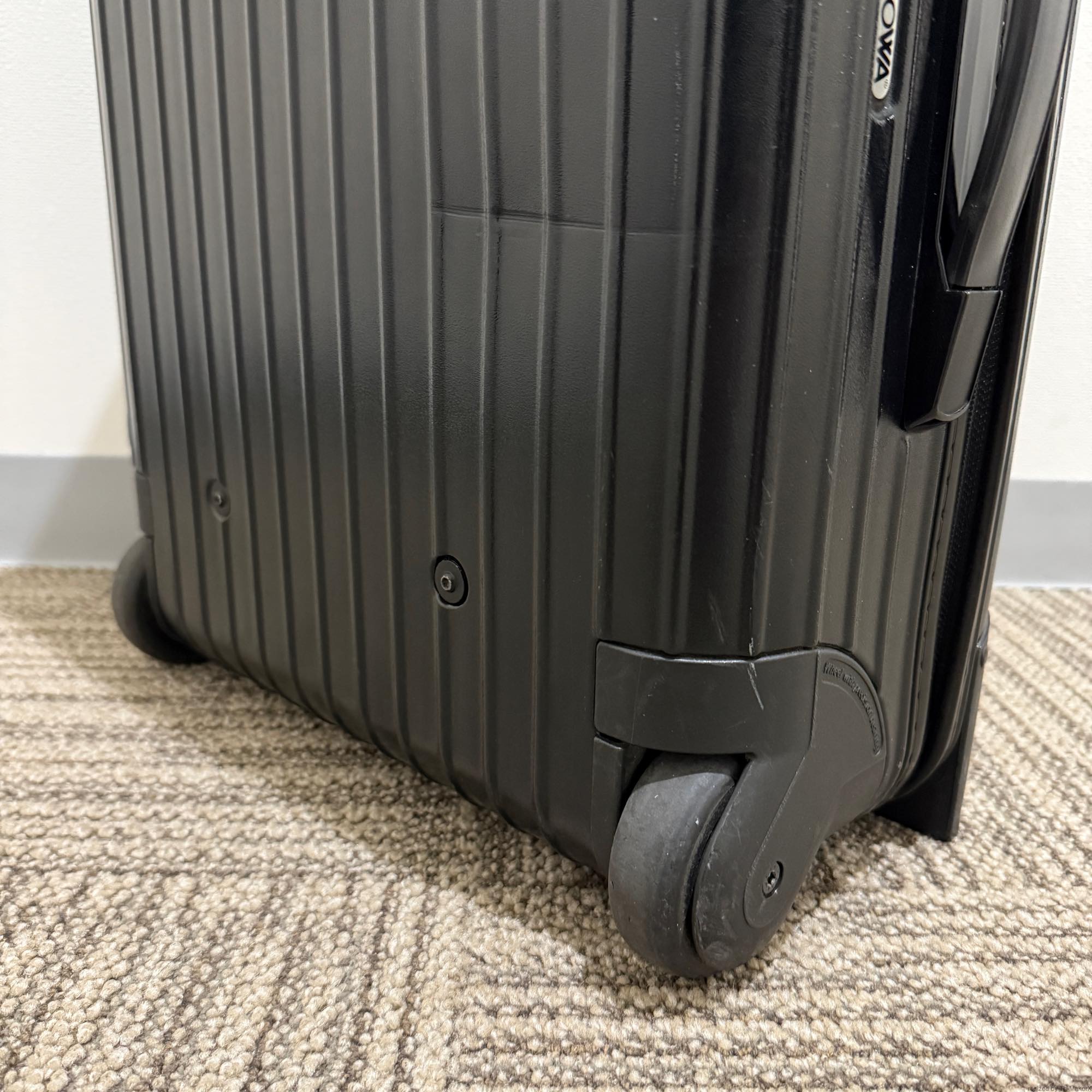 リモワ　ボレロ　中古美品　861.52-2　37リットル　2輪