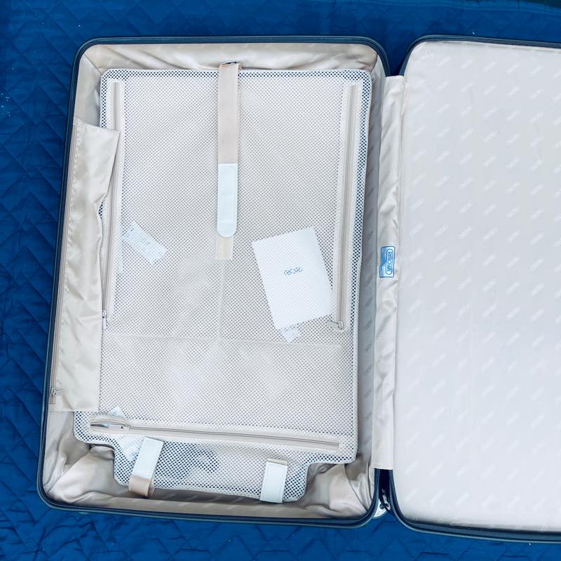 リモワ　サルサデラックス 3Suiter　U2-872.80　中古商品　131リットル　4輪