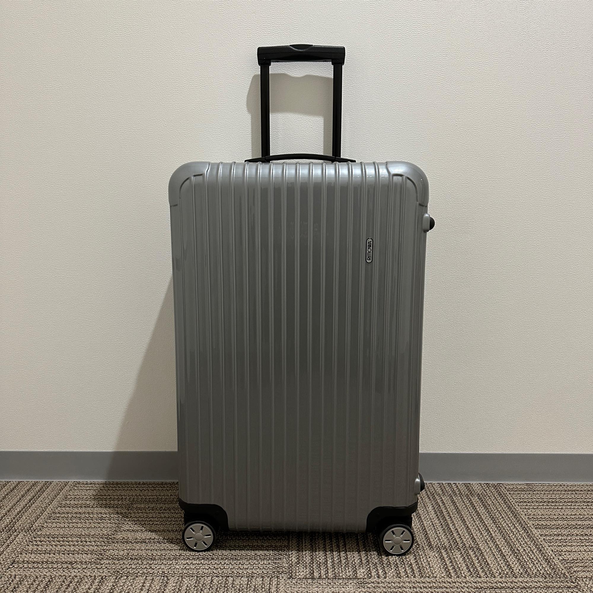リモワ　サルサ　876.70-2　82リットル　中古美品　4輪