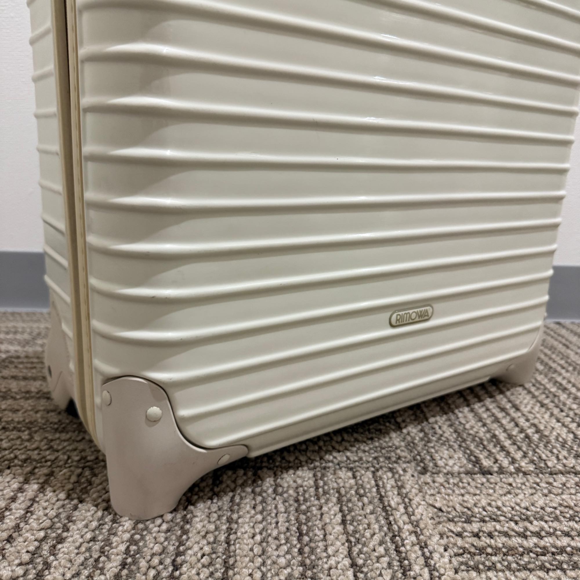 リモワ ユナイテッドアローズ限定サルサ 895.47-2 中古美品 20リットル