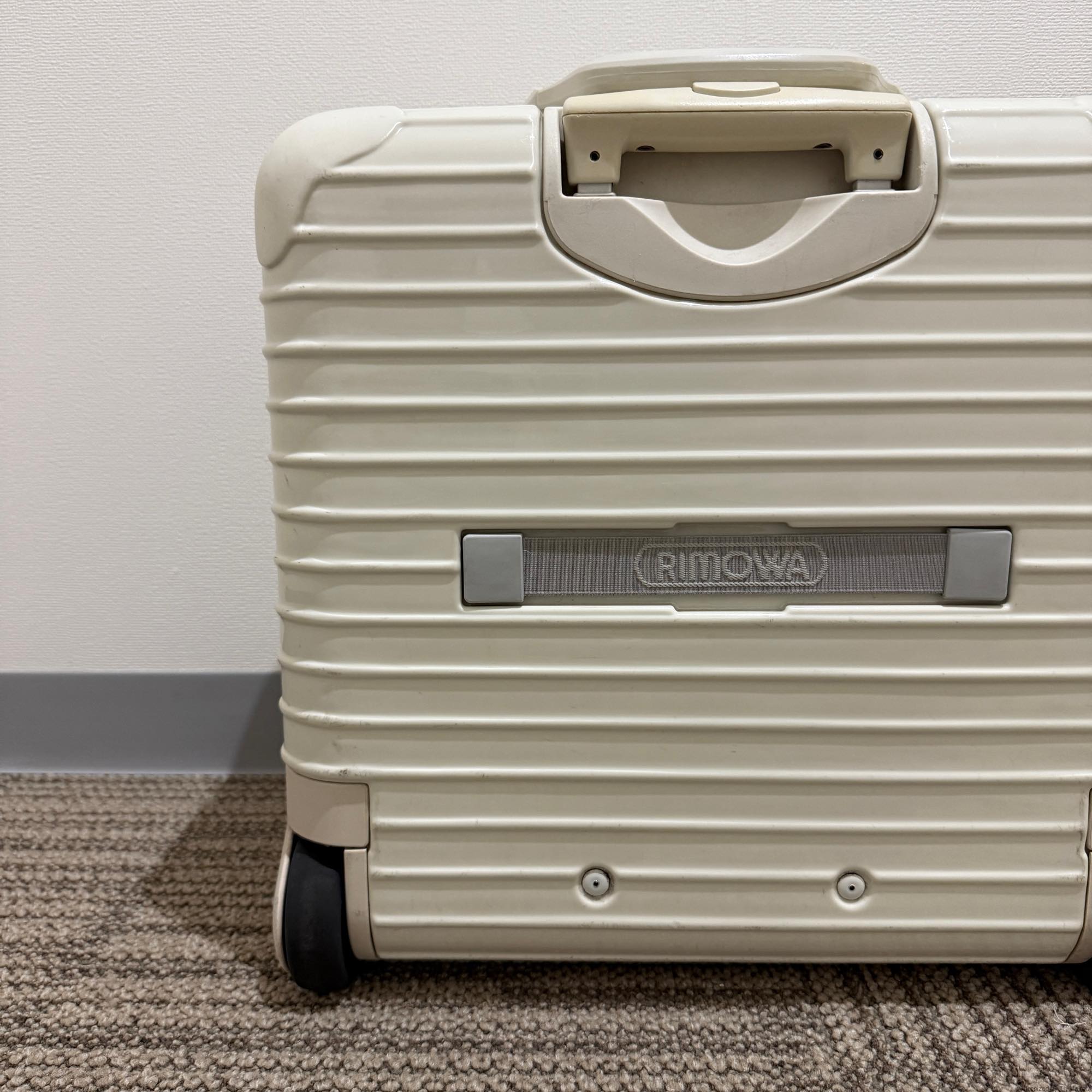 リモワ ユナイテッドアローズ限定サルサ 895.47-2 中古美品 20リットル