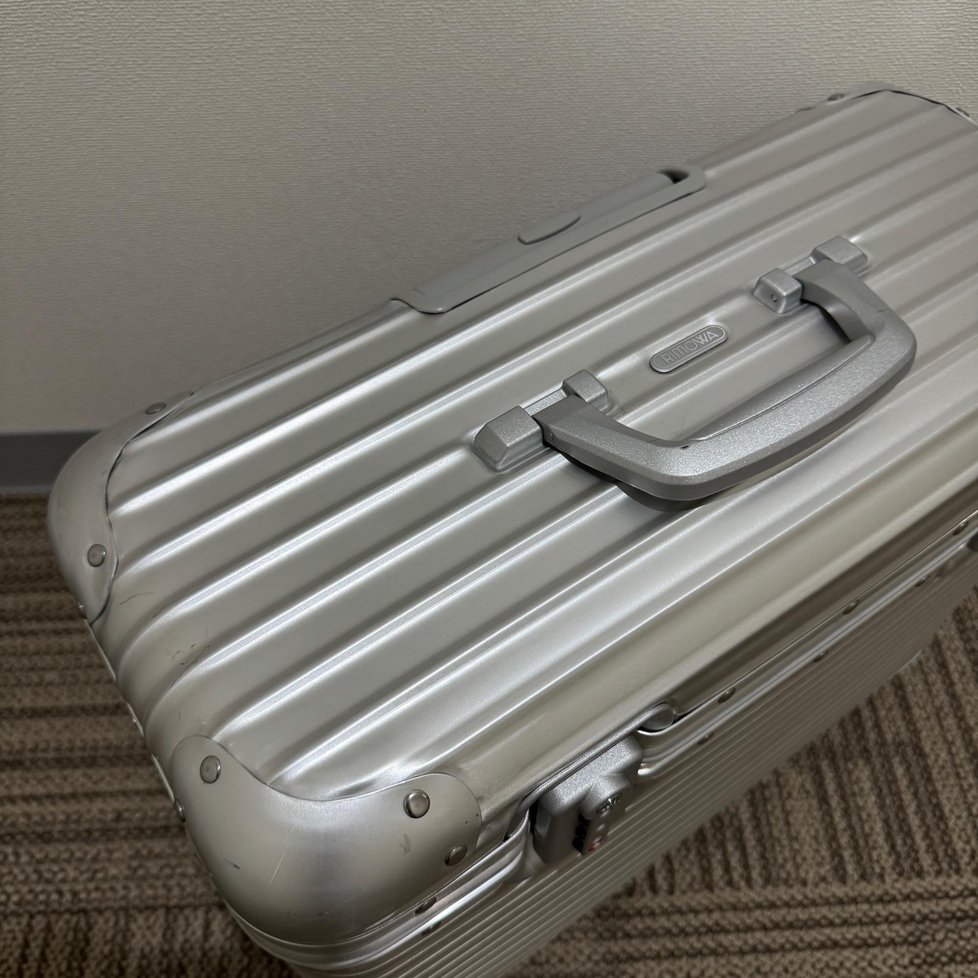 リモワ　パイロット　中古美品　923.50-2　34リットル　2輪