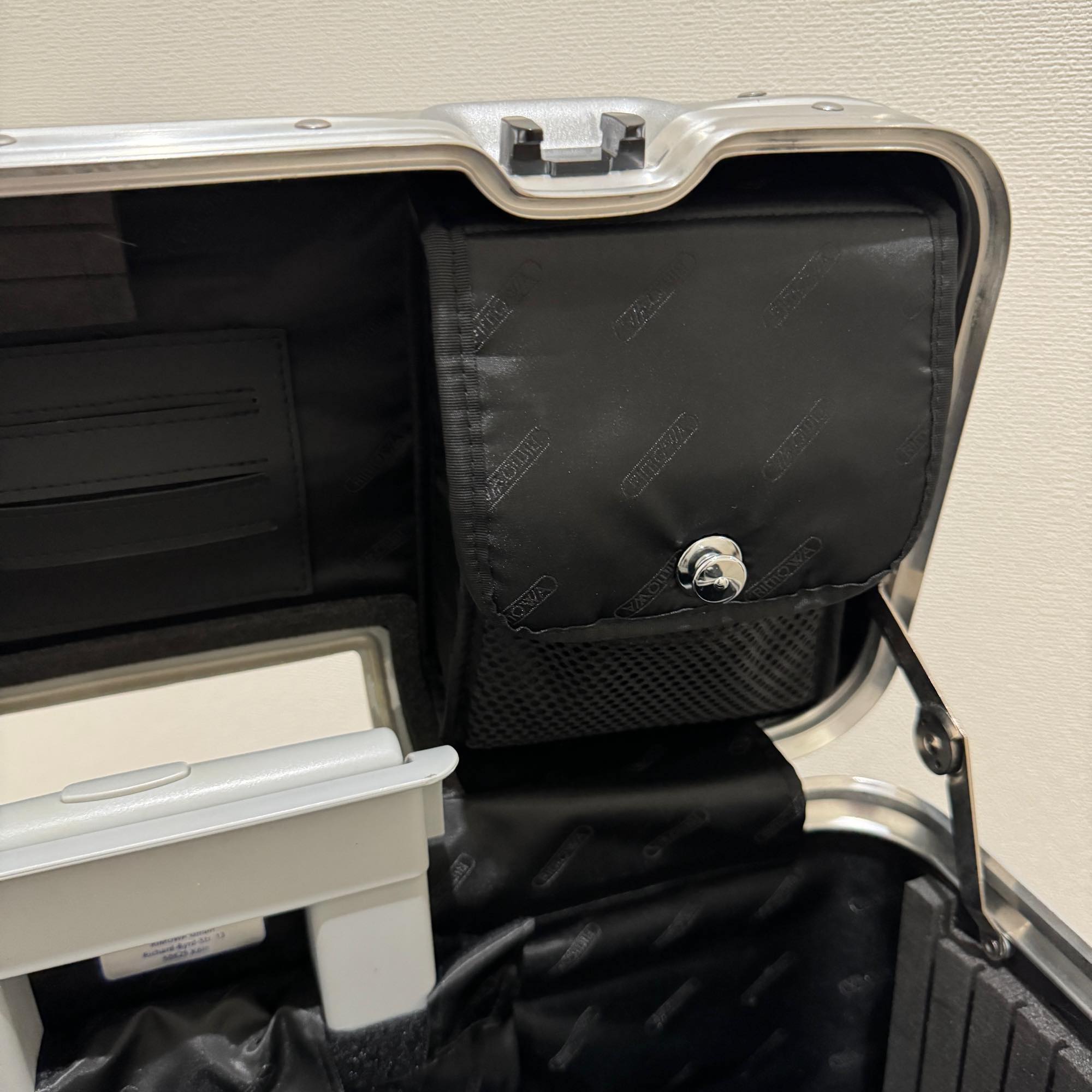 リモワ　パイロット　中古美品　923.50-2　34リットル　2輪