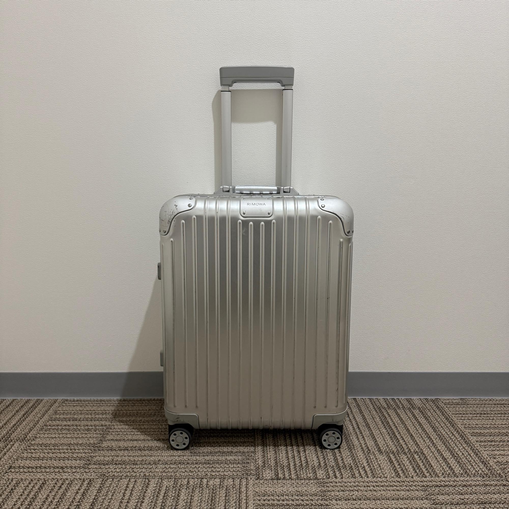 リモワ　オリジナル 925.56-2　キャビンプラス　中古美品　45リットル　4輪