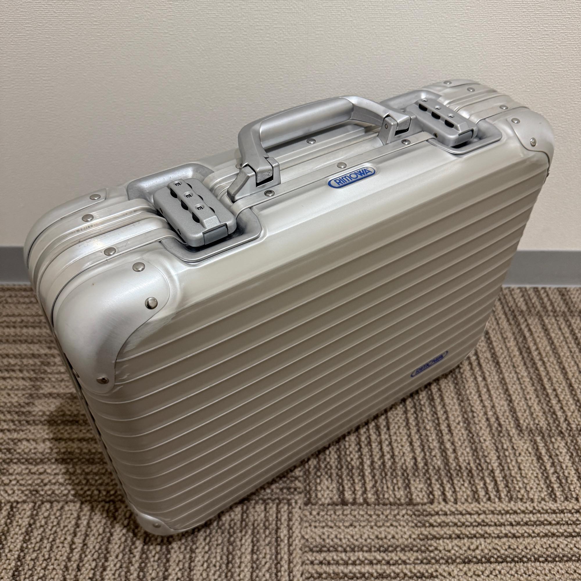 リモワ　アタッシェケース　中古商品　928.14-2　22リットル