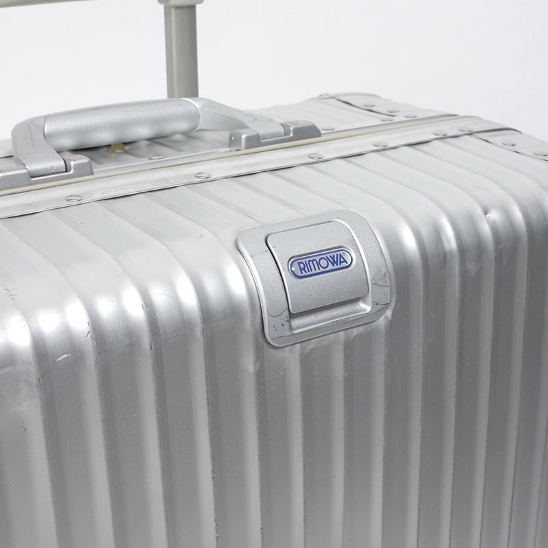 リモワ　トパーズ　中古商品　932.70-2　82リットル　4輪