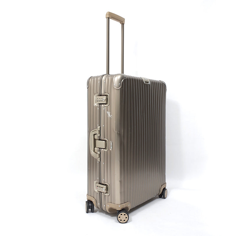 リモワ　トパーズ チタニウム　中古商品　945.77－2　98リットル 4輪