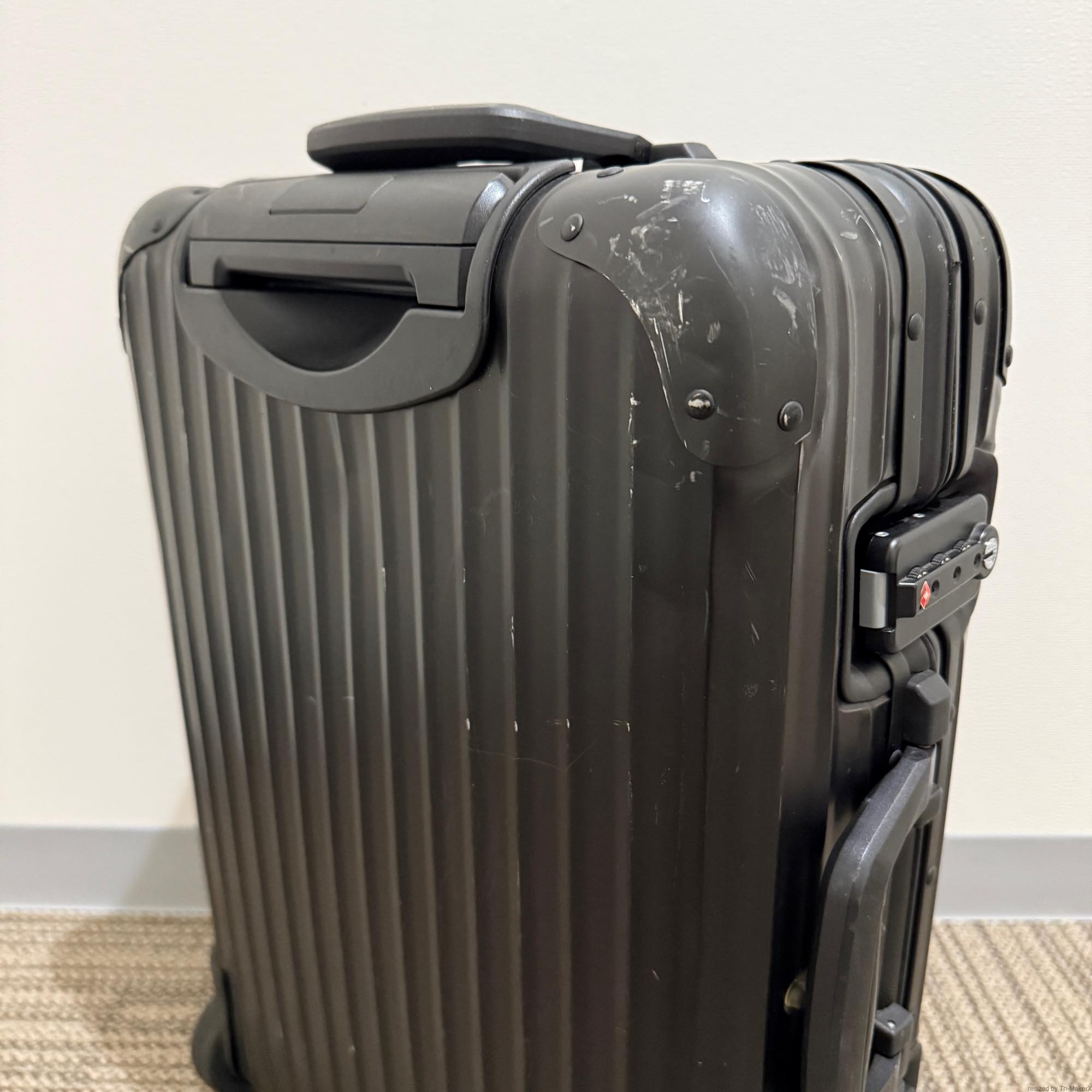 リモワ トパーズ ステルス 986.11-2 32リットル 中古商品 2輪 – リモワ