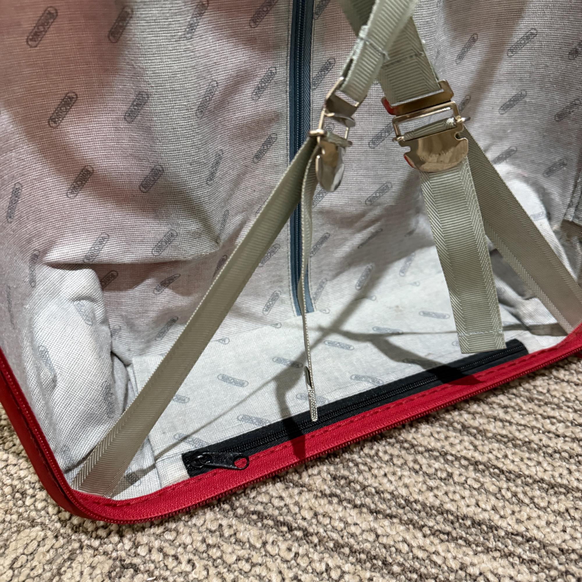 リモワ　エッセンシャル(サルサ)　855.52-20　35リットル　中古商品　2輪