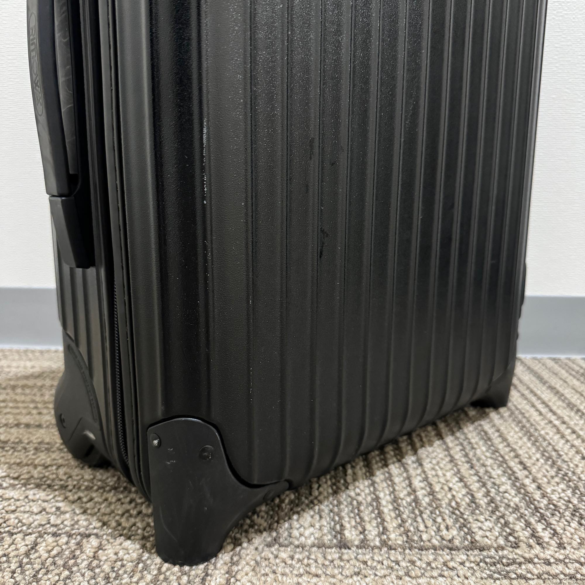 【中古廃盤品】リモワ サルサ 851.52 32リットル 2輪 リモワ サルサ 851.52-21 32リットル 中古美品 2輪 – リモワ(RIMOWA