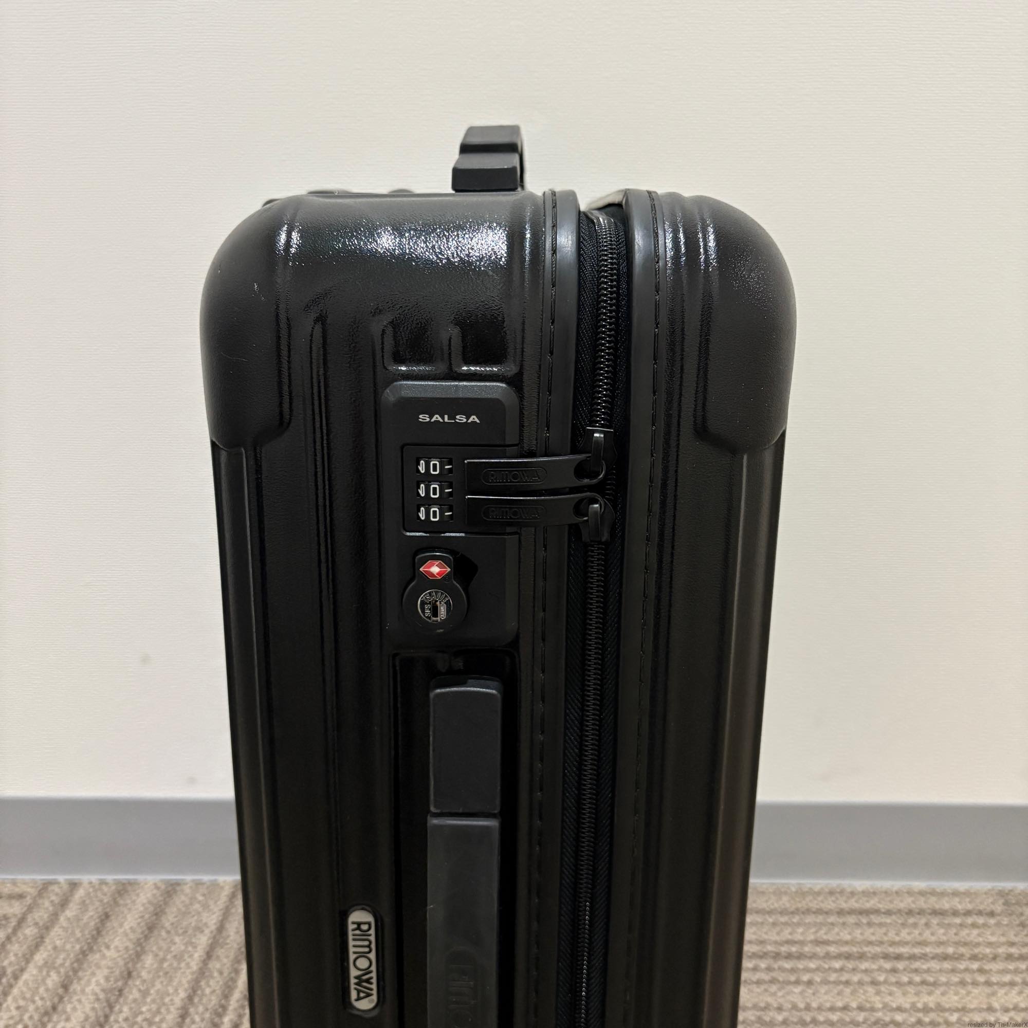 リモワ　サルサ(エッセンシャル)　851.52-26　32リットル　中古美品　2輪
