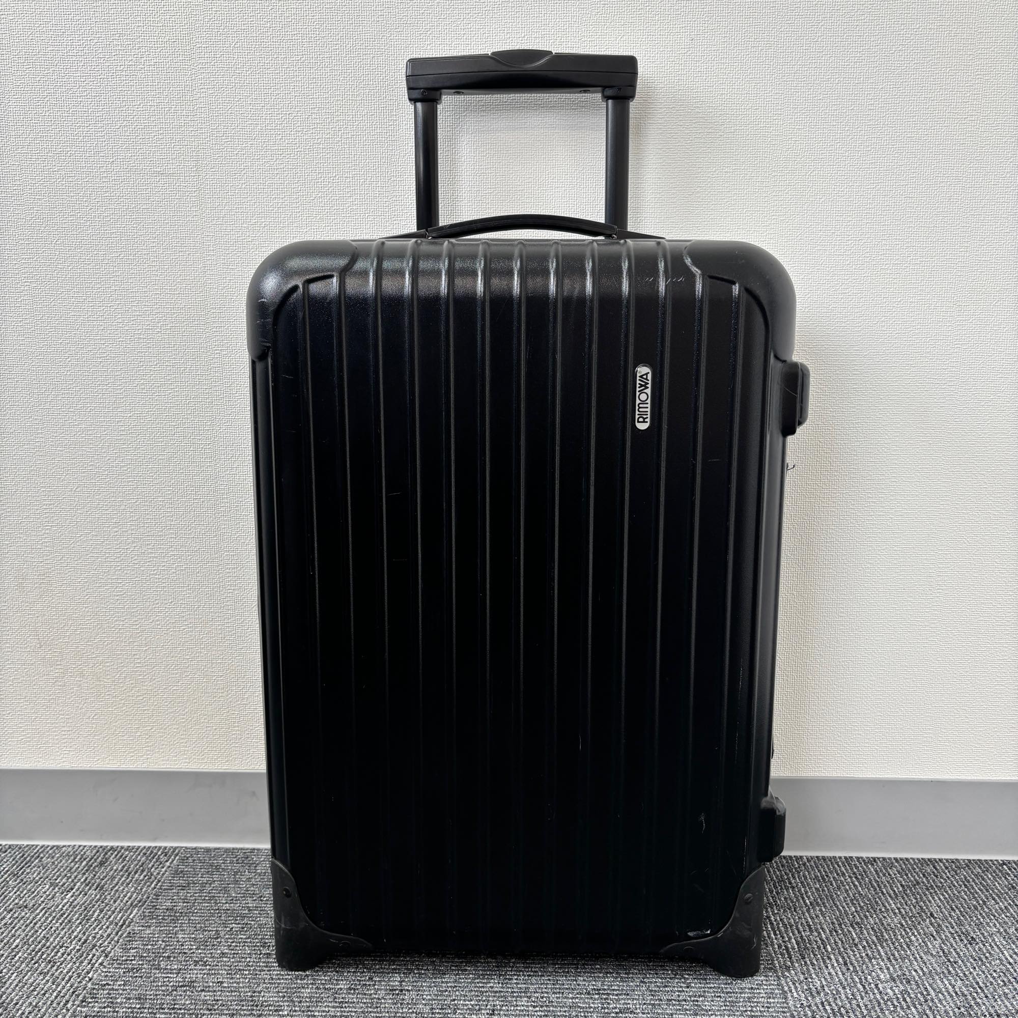 リモワ　サルサ(エッセンシャル)　851.52-29　32リットル　中古商品　2輪