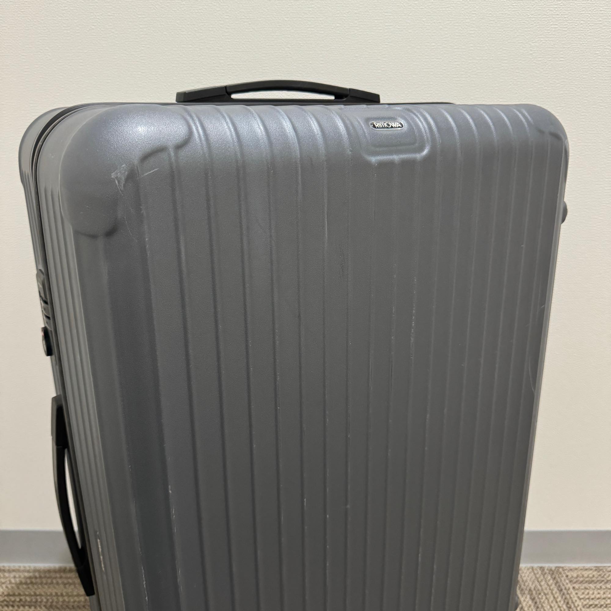 リモワ　サルサ　810.73-3　中古美品　98リットル　4輪