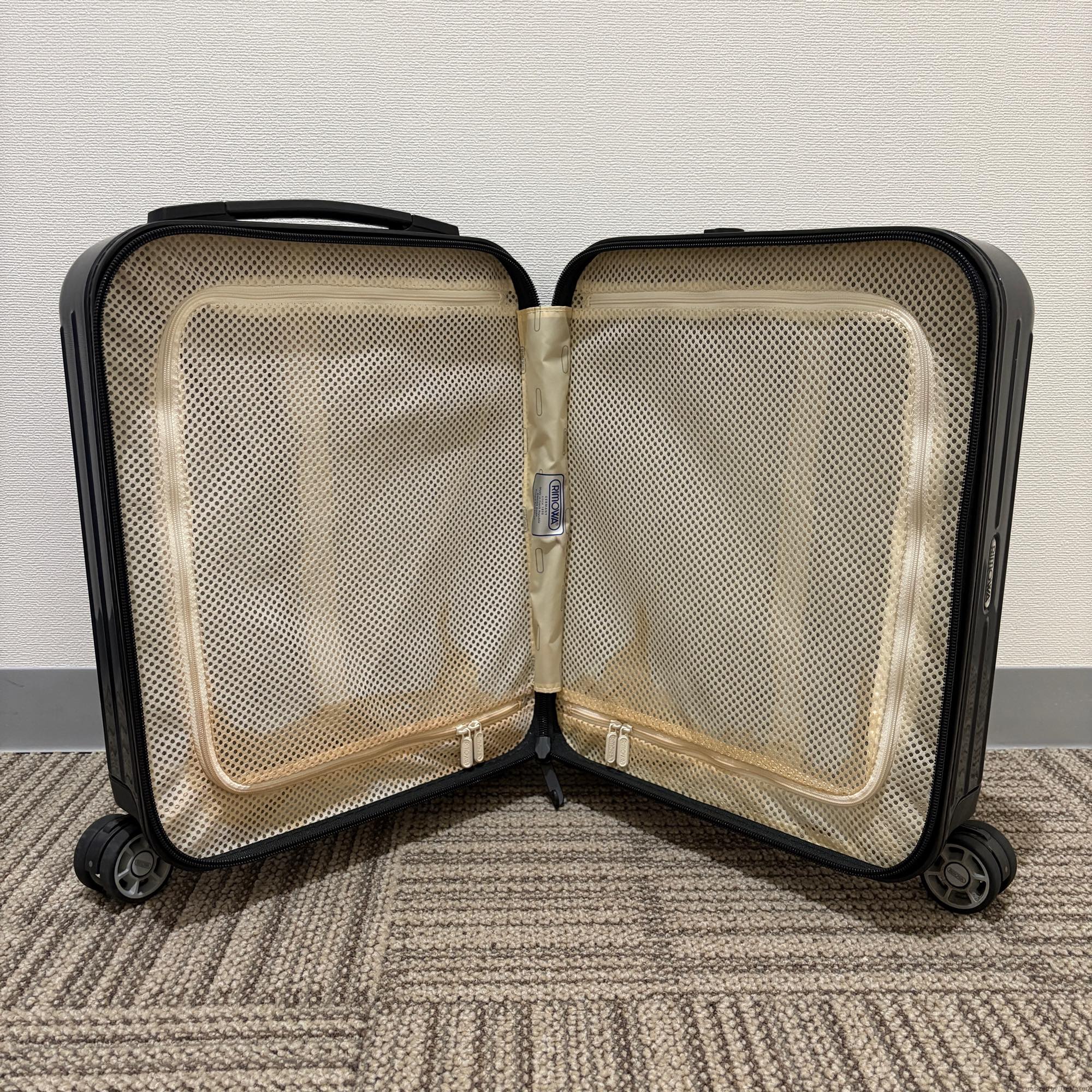 リモワ　サルサ エアー　820.42.25.4-3　中古美品　22リットル　4輪