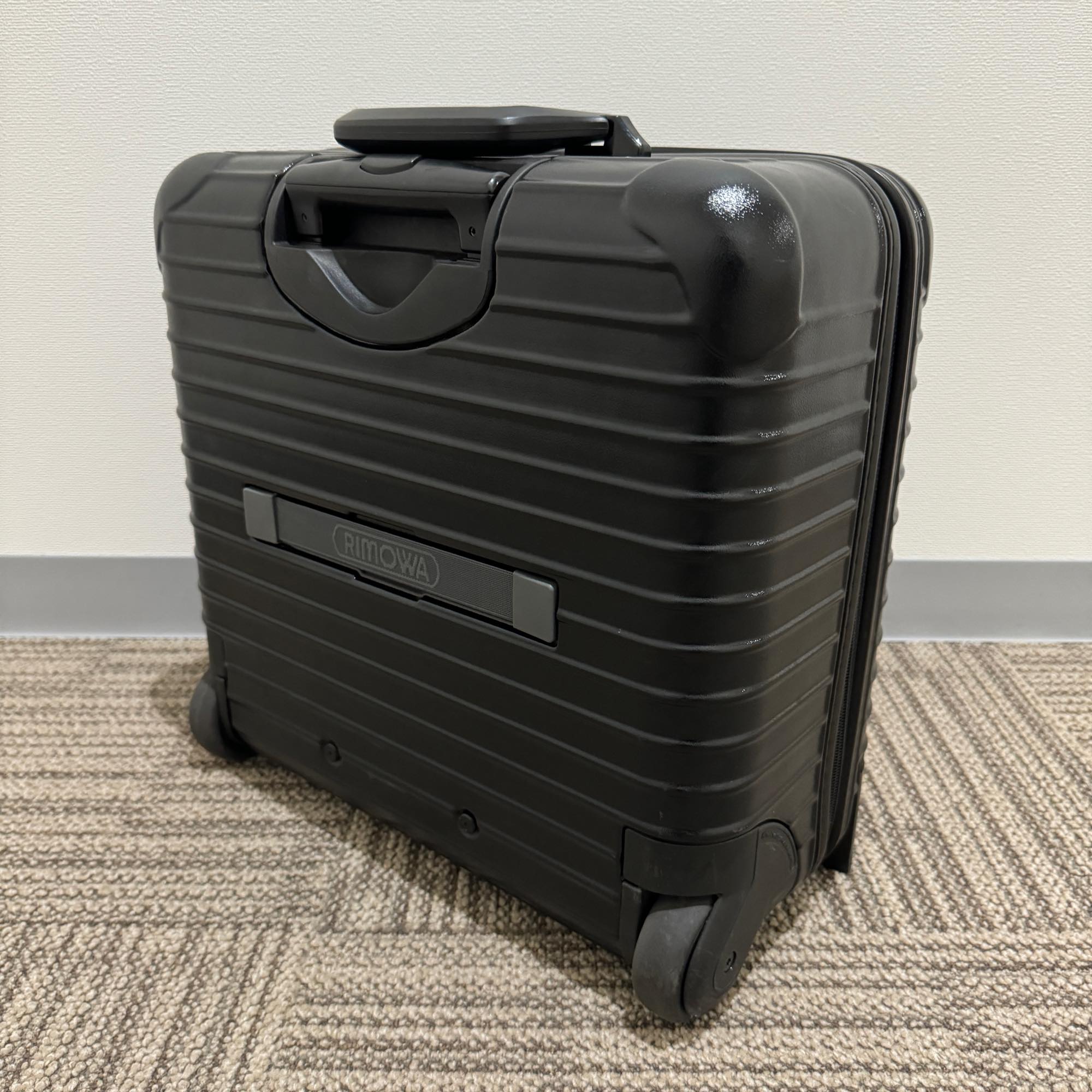 リモワ　サルサ　中古美品　851.40-3　23リットル　2輪