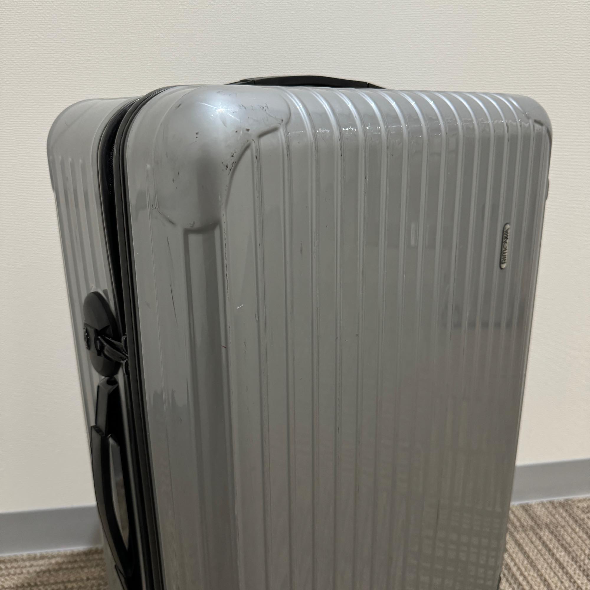 リモワ　サルサ　中古商品　856.63-3　63リットル　2輪