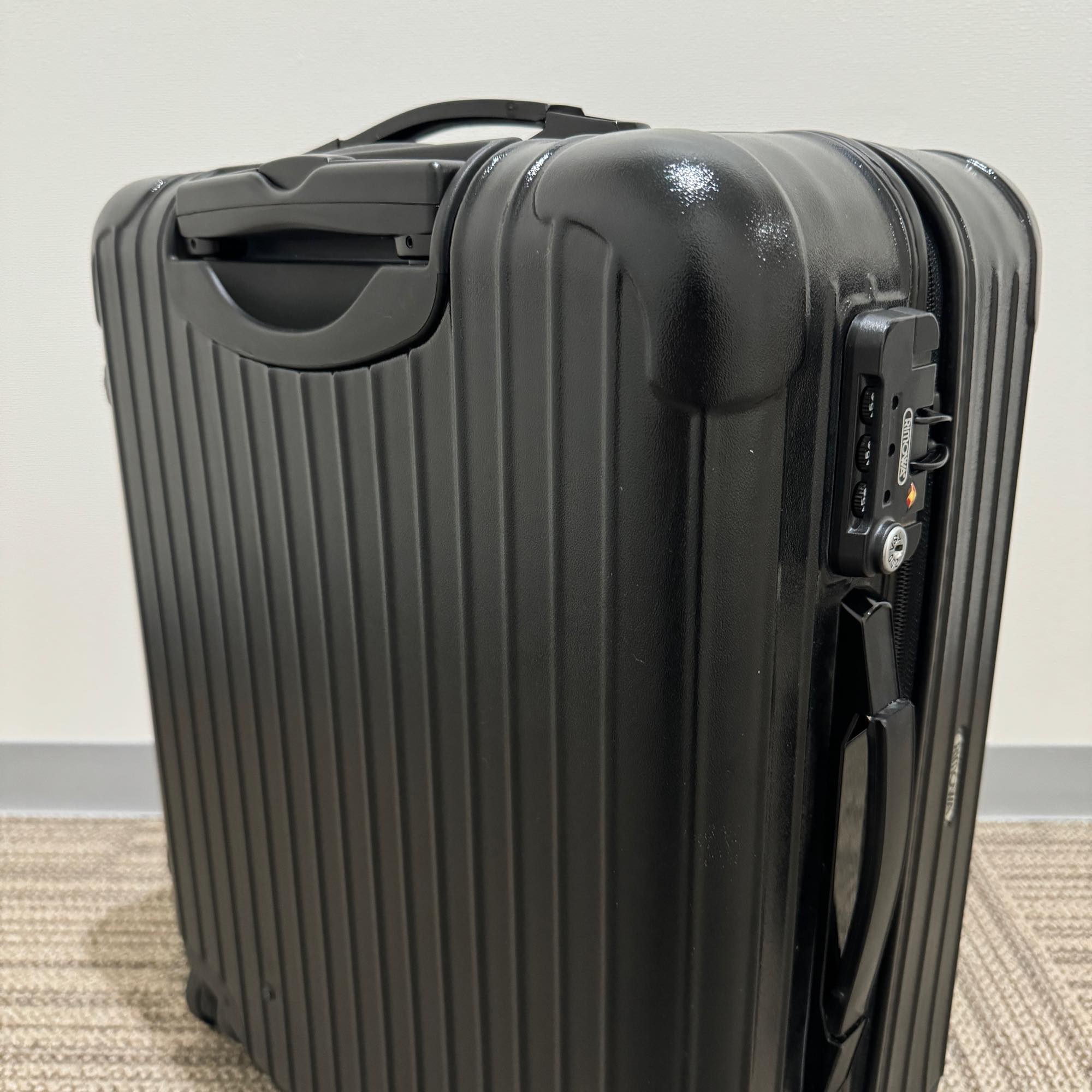 リモワ　サルサ　U871.56-3　48リットル　中古美品　4輪
