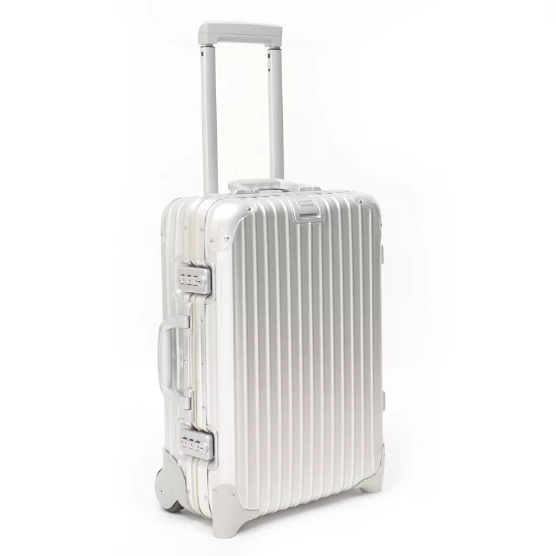 リモワ　トパーズ　920.52-3　中古商品　32リットル　2輪