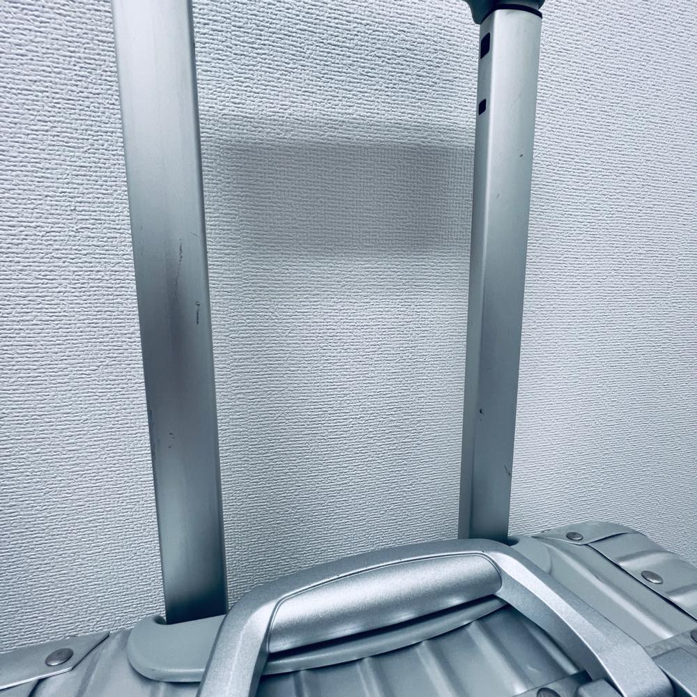 リモワ　トパーズ　920.52-3　中古商品　32リットル　2輪