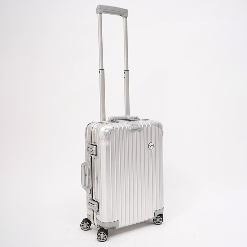 ルフトハンザ リモワ アルミニウム 中古商品 32リットル 4輪 – リモワ