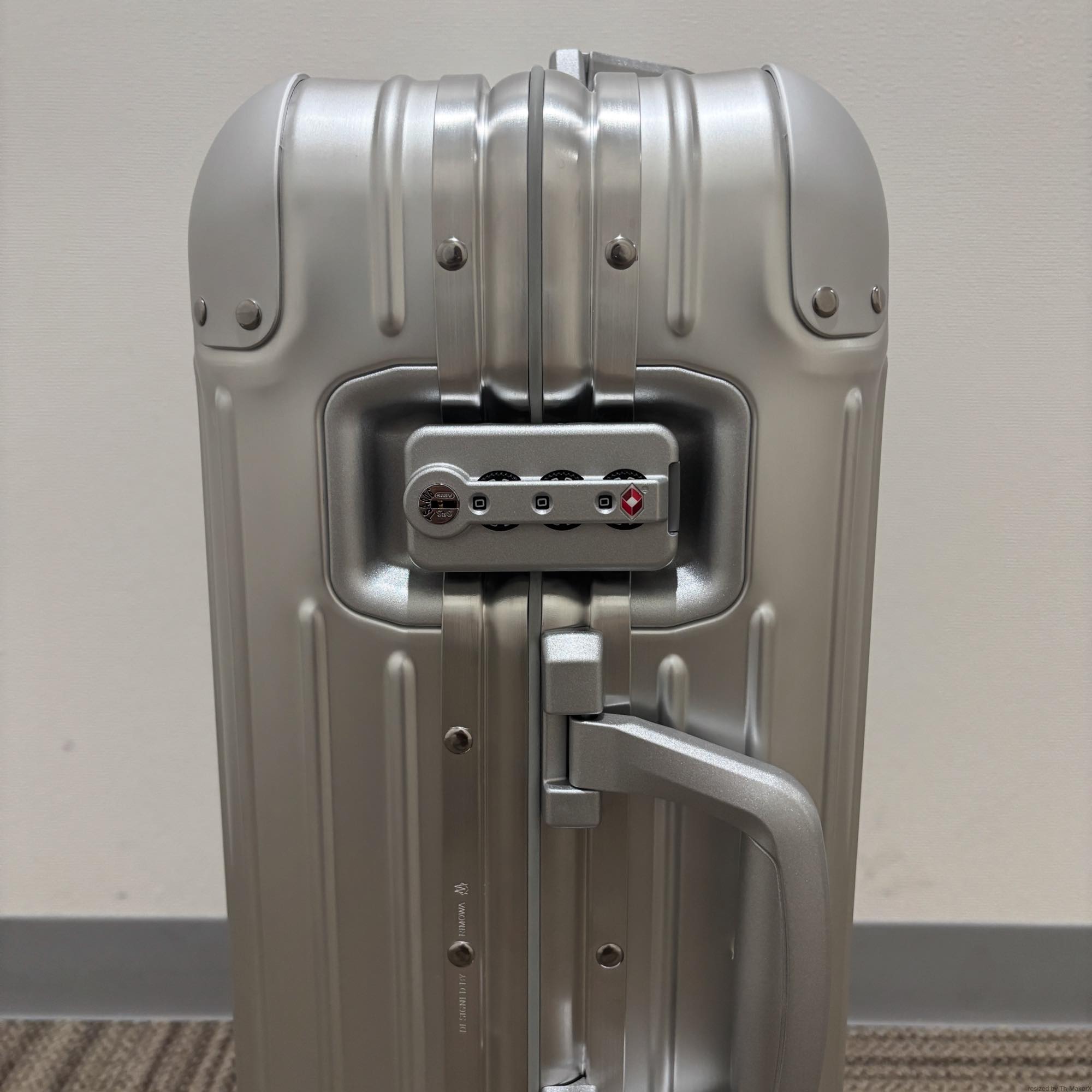 リモワ シルバーインテグラル 925.52-3 35リットル 中古美品 2輪