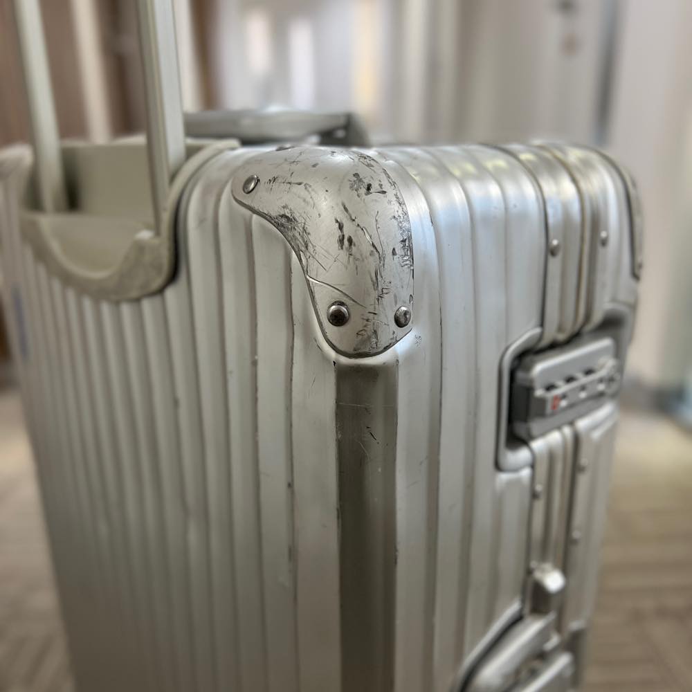 リモワ　トパーズ　中古商品　U930.63-3　63リットル　2輪