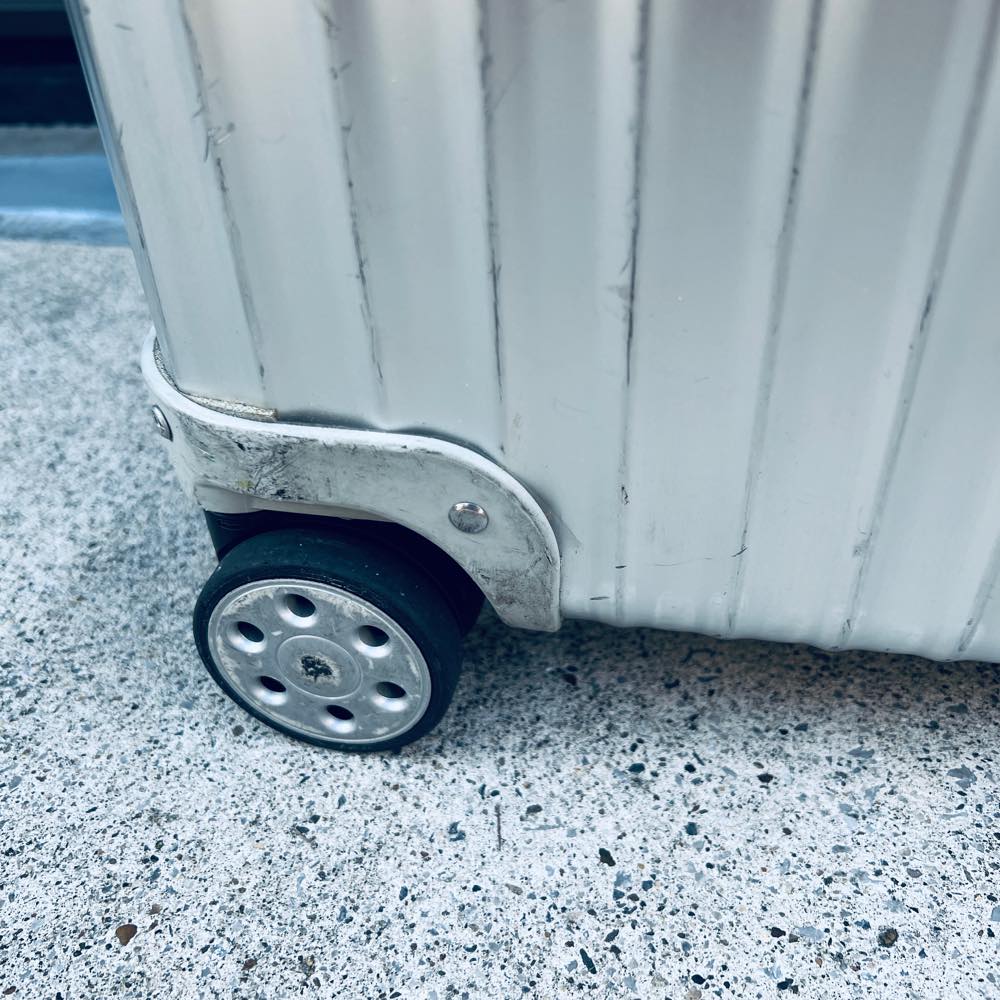リモワ トパーズ 932.63-3 中古商品 64リットル 4輪 – リモワ(RIMOWA