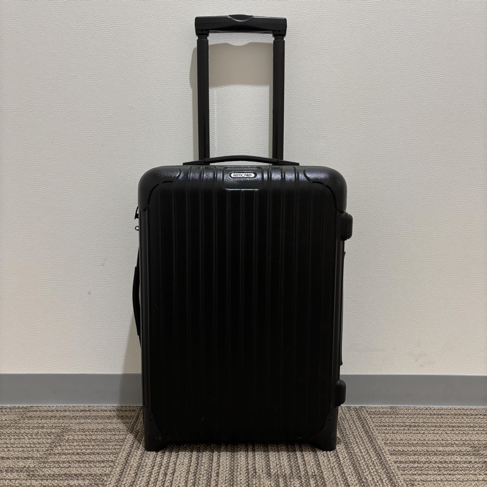 リモワ　エッセンシャル(サルサ)　851.52-34　32リットル　中古美品　2輪