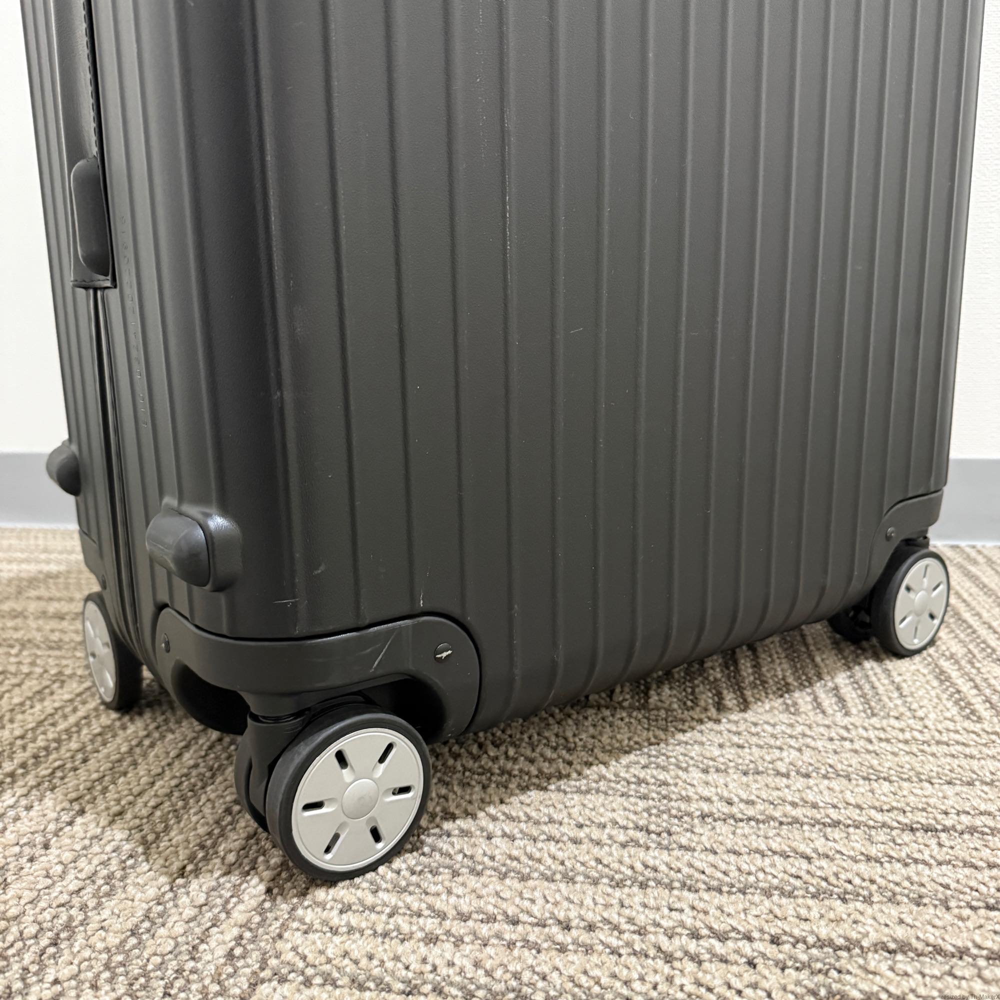 リモワ　サルサ　810.70-4　78リットル　中古美品　4輪